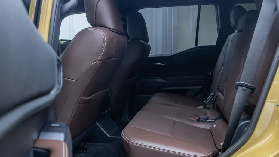 TOYOTA Land Cruiser LC 2.8 D-4D Invincible aut