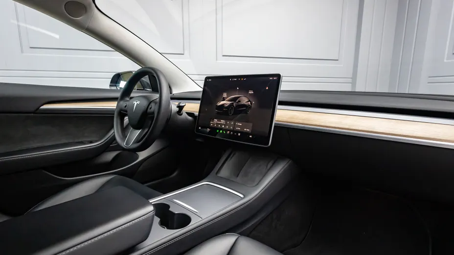 TESLA Model 3 3 Performance AWD