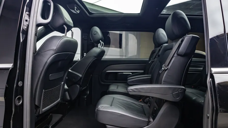 MERCEDES-BENZ V Klasa V 300 d 4-Matic Avantgarde 9G-Tronic (długi)