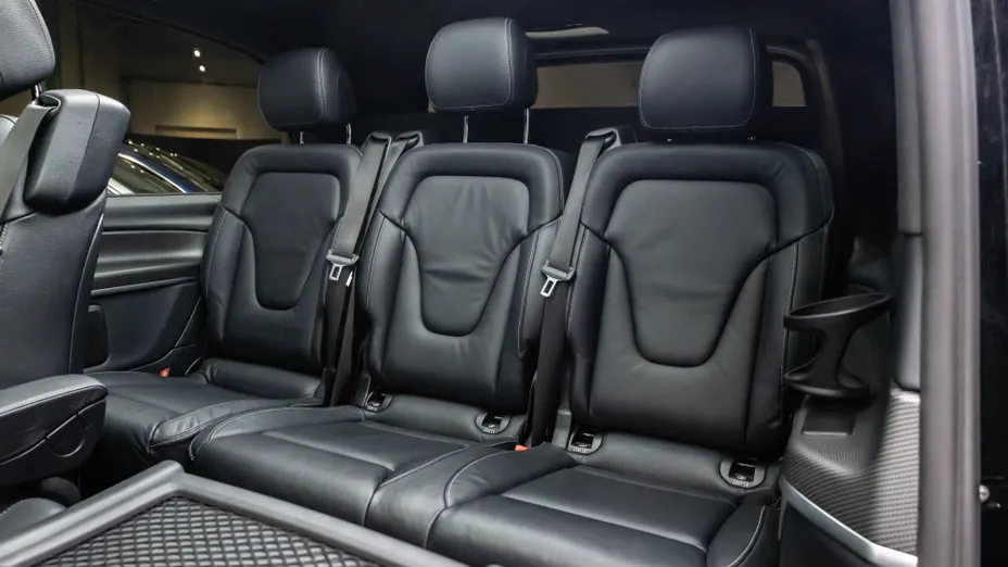 MERCEDES-BENZ V Klasa V 300 d 4-Matic Avantgarde 9G-Tronic (długi)