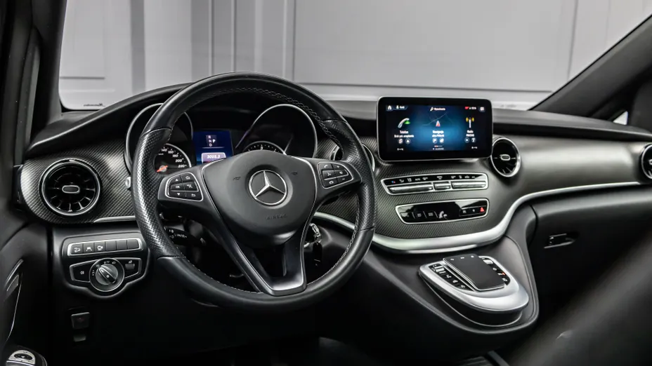 MERCEDES-BENZ V Klasa V 300 d 4-Matic Avantgarde 9G-Tronic (długi)