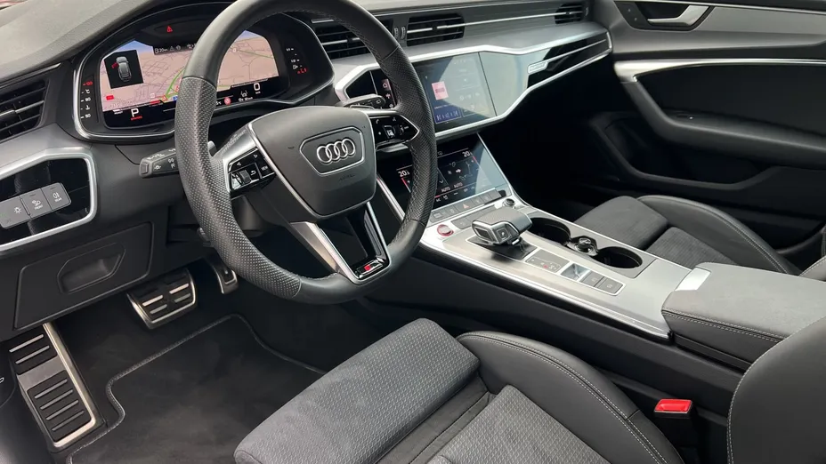 AUDI S6 Avant -