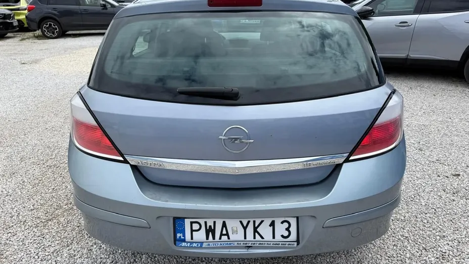 OPEL Astra -