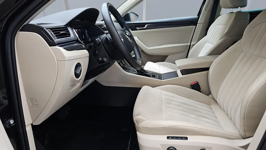 SKODA Superb Superb 2.0 TSI Style DSG
