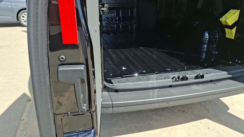 VOLKSWAGEN Crafter Crafter 35 BiTDI (14,4m3) Nowy