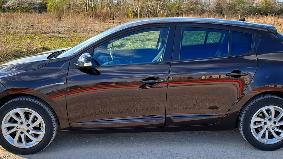 RENAULT Megane -