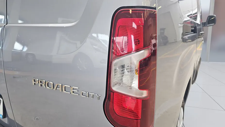 TOYOTA Proace City Proace City 1.5 D-4D Long 2,4t Active