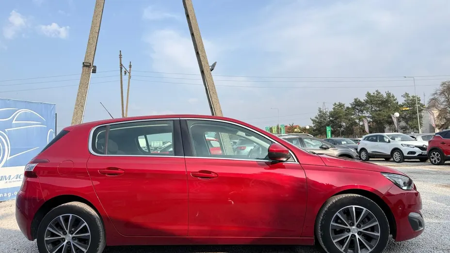 PEUGEOT 308 -