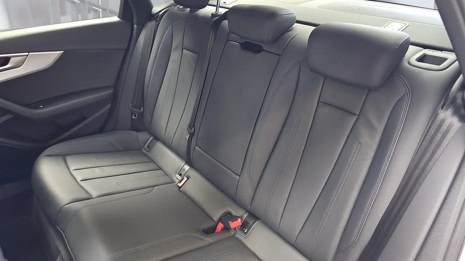 AUDI A4 A4 35 TFSI mHEV S tronic