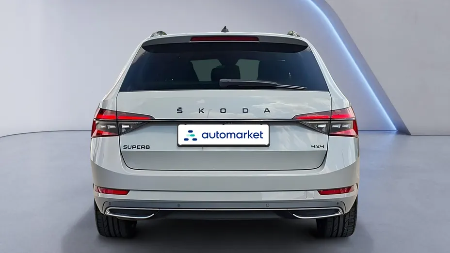 SKODA Superb Superb 2.0 TDI SCR 4x4 Sportline DSG