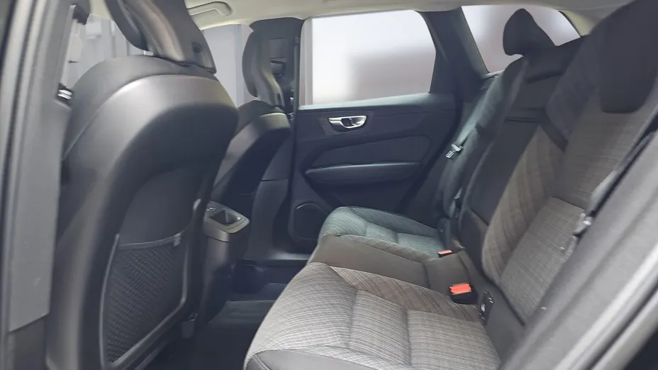 VOLVO XC60 XC60 B4 B Essential aut