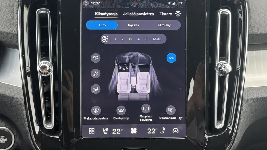 VOLVO XC40 XC40 B3 Plus Dark aut
