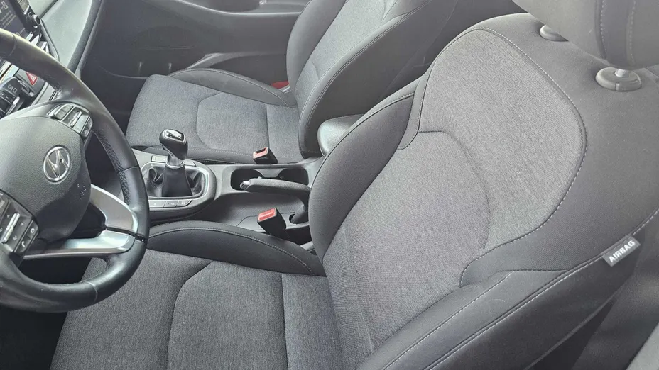 HYUNDAI i30 i30 1.5 T-GDI 48V Smart