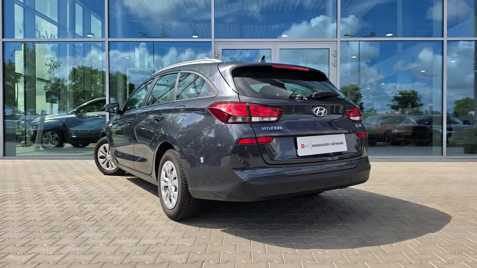 HYUNDAI i30 i30 1.6 D Classic +