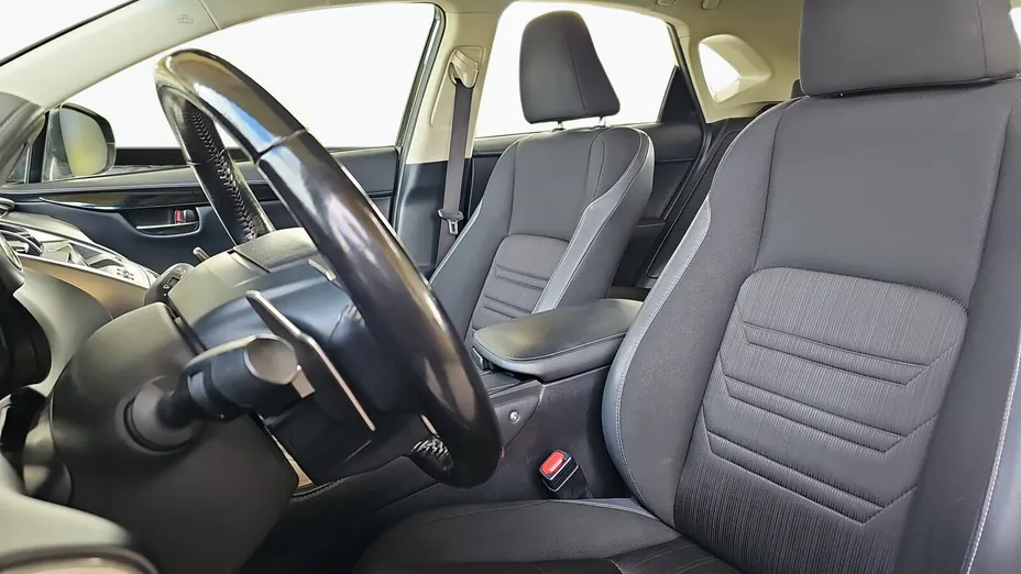 LEXUS NX NX 300 Prestige AWD