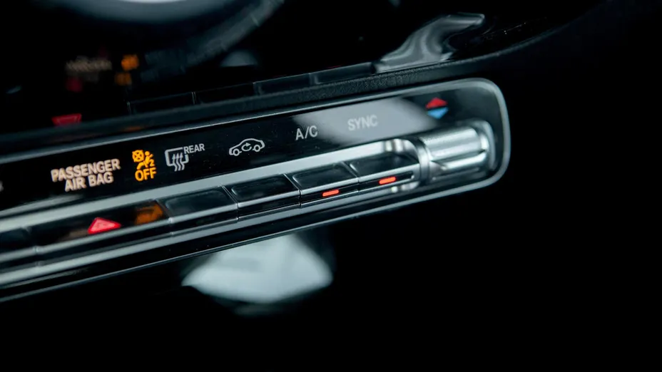 MERCEDES-BENZ A Klasa A 200 AMG Line 7G-DCT