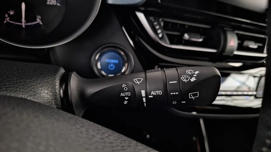 TOYOTA C-HR C-HR 2.0 Hybrid Style