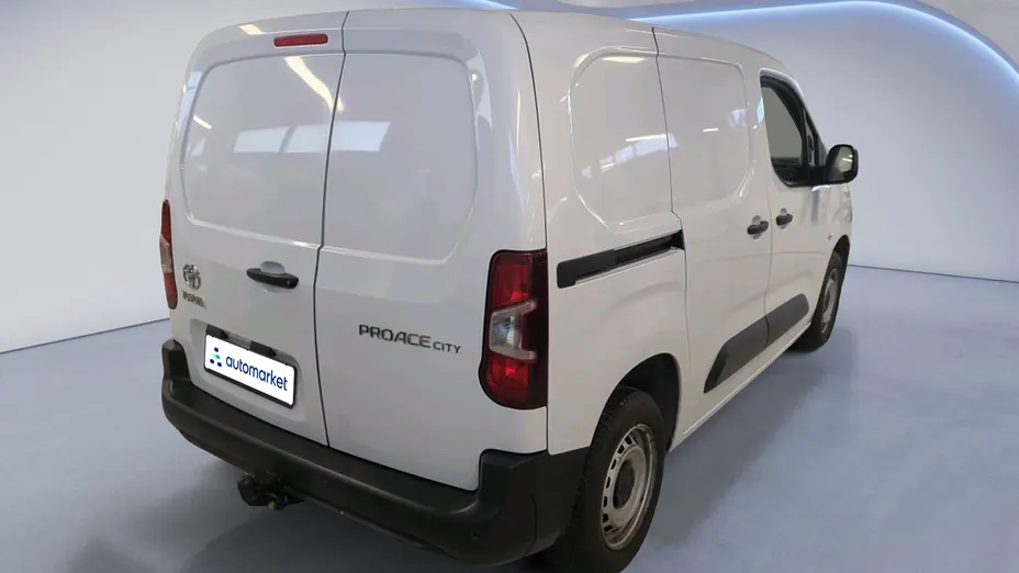 TOYOTA Proace City Proace City 1.5 D-4D Standard 2,0t Active