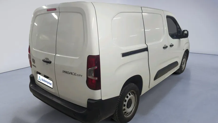 TOYOTA Proace City Proace City 1.5 D-4D Long 2,4t Active