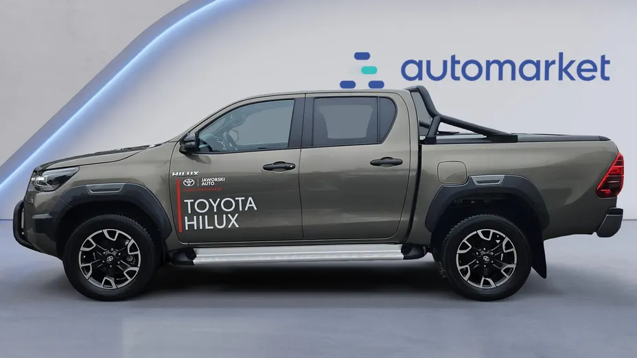 TOYOTA HiLux Hilux 2.8 D-4D mHEV Double Cab Invincible 4x4 aut