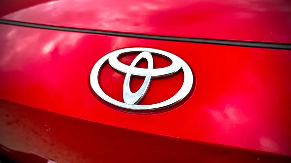 TOYOTA C-HR C-HR 1.8 Hybrid Executive