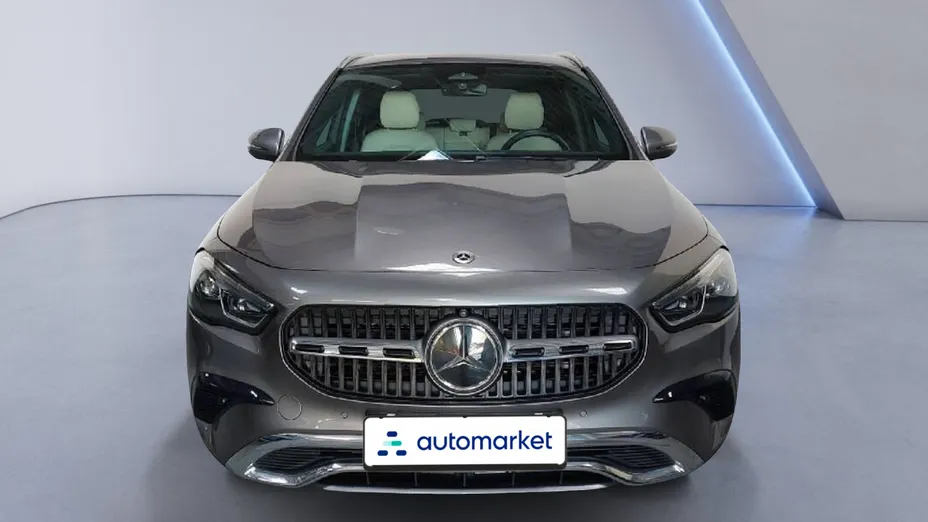 MERCEDES-BENZ GLA GLA 200 d Progressive 8G-DCT