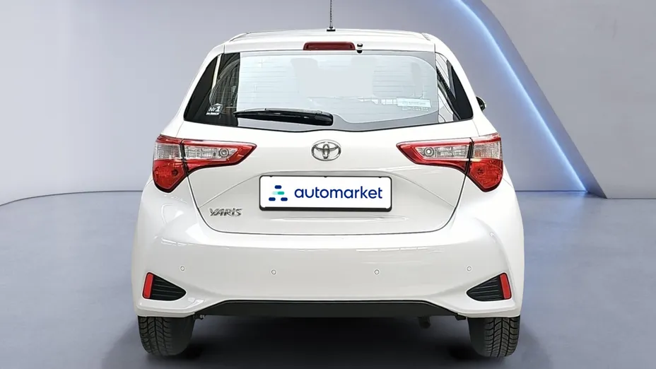 TOYOTA Yaris Yaris 1.5 Active