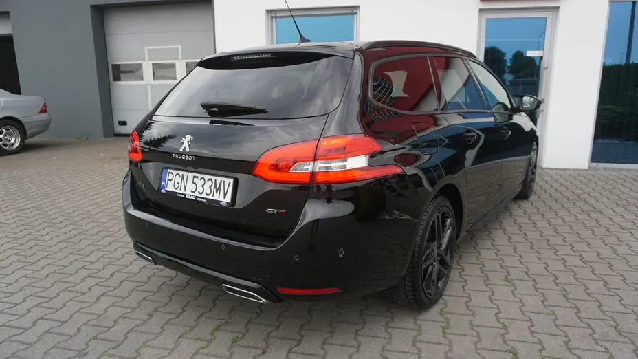 PEUGEOT 308 -