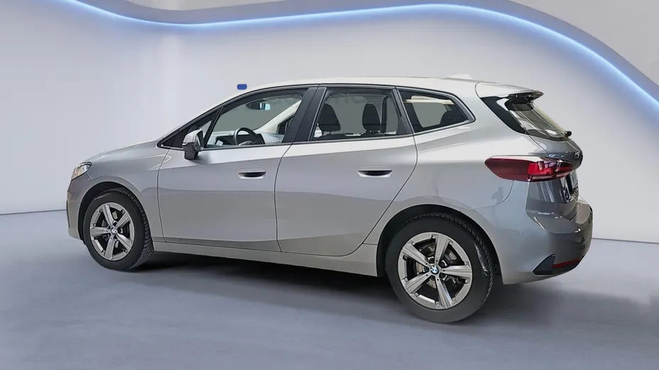 BMW Seria 2 218i aut