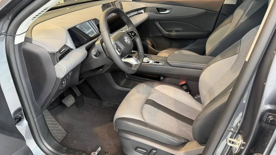 MG MGS5 MGS5 49kWh Standard Range RWD Exclusive Nowy