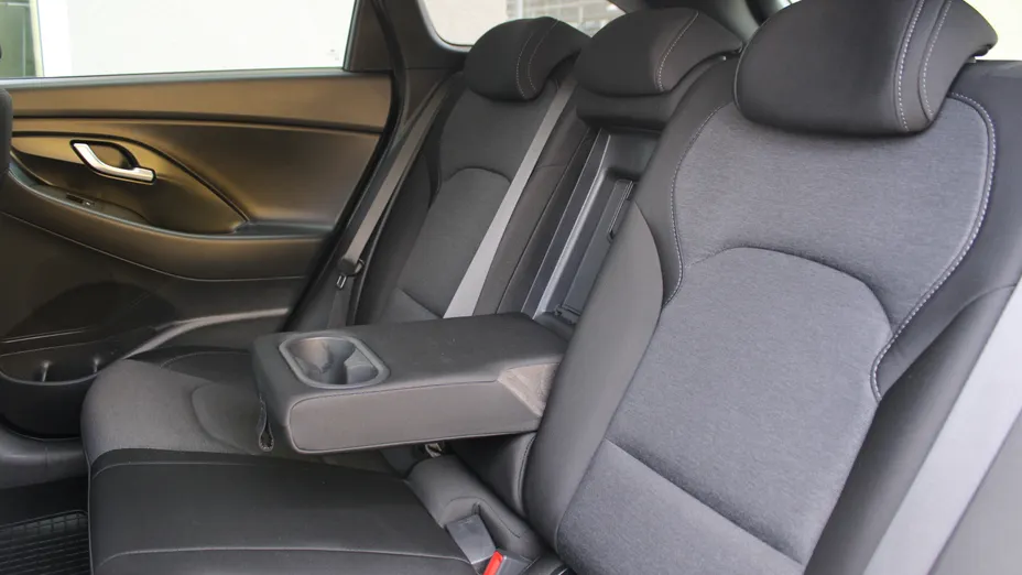 HYUNDAI i30 i30 1.5 T-GDI 48V Smart DCT