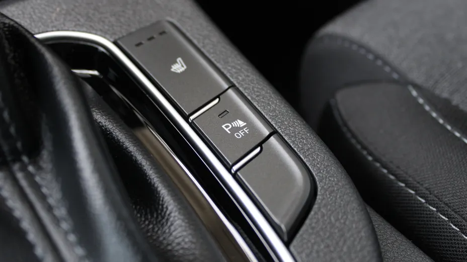 HYUNDAI i30 i30 1.5 T-GDI 48V Smart DCT