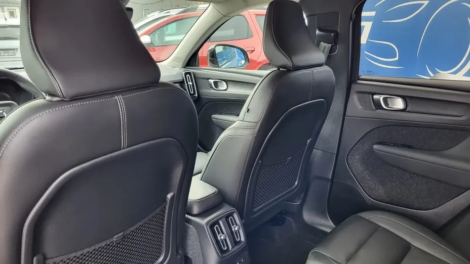 VOLVO XC40 XC40 T4 Plug-In Hybrid Core aut