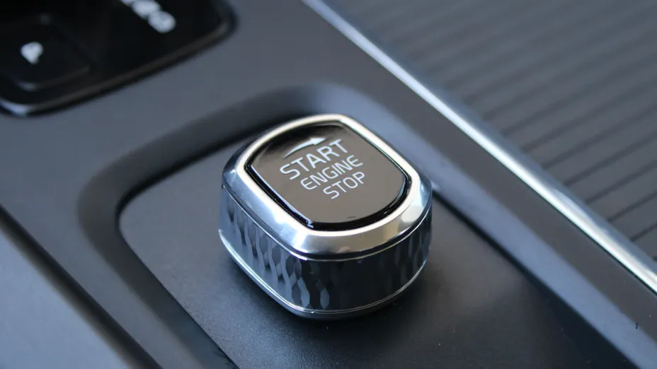 VOLVO V60 V60 B4 D Momentum Core aut