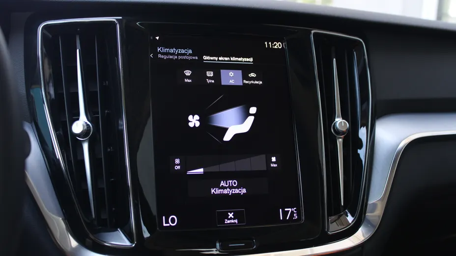 VOLVO V60 V60 B4 D Momentum Core aut