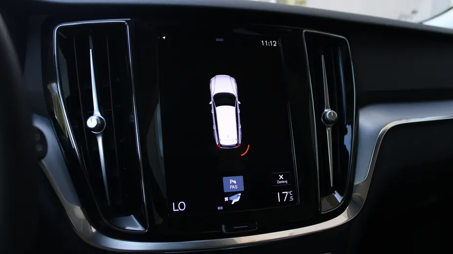 VOLVO V60 V60 B4 D Momentum Core aut