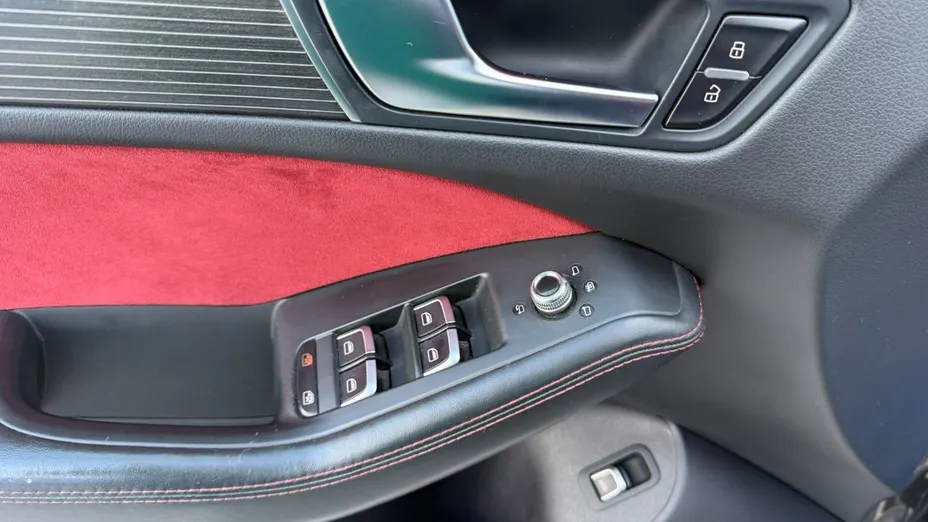 AUDI SQ5 -