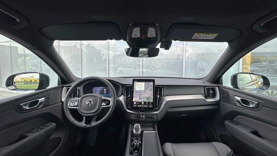 VOLVO XC60 XC60 B5 B AWD Plus Black Edition aut