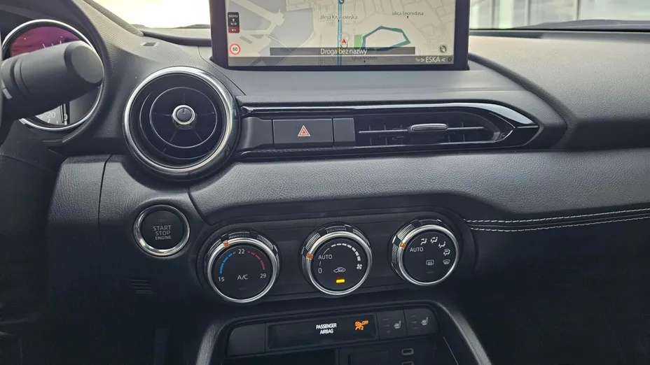 MAZDA MX-5 MX-5 1.5 Exclusive-Line