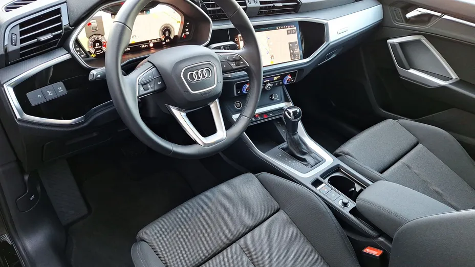 AUDI Q3 Sportback -