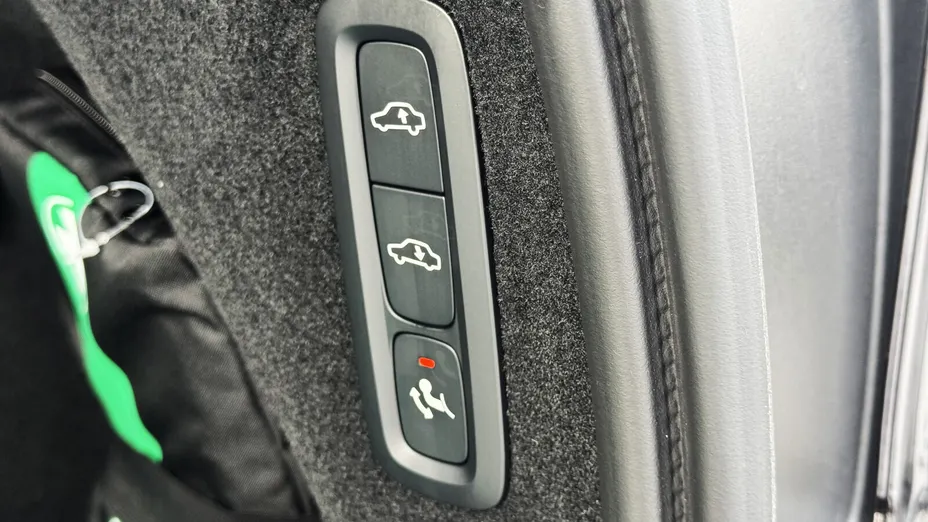 VOLVO XC90 XC90 T8 AWD Plug-In Hybrid Ultra Bright 7os aut