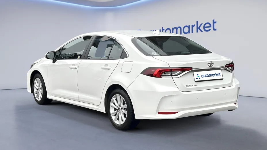 TOYOTA Corolla Corolla 1.5 Comfort