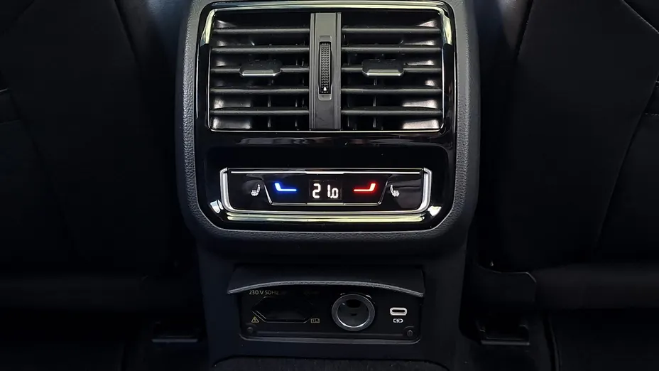 VOLKSWAGEN Arteon Arteon 2.0 TDI 4Motion R-Line DSG