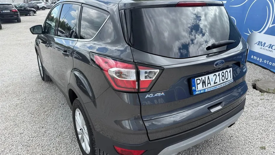 FORD Kuga -