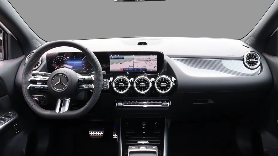 MERCEDES-BENZ GLA GLA 200 Nowy