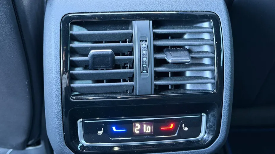 VOLKSWAGEN Arteon Arteon 2.0 TSI 4Motion R DSG