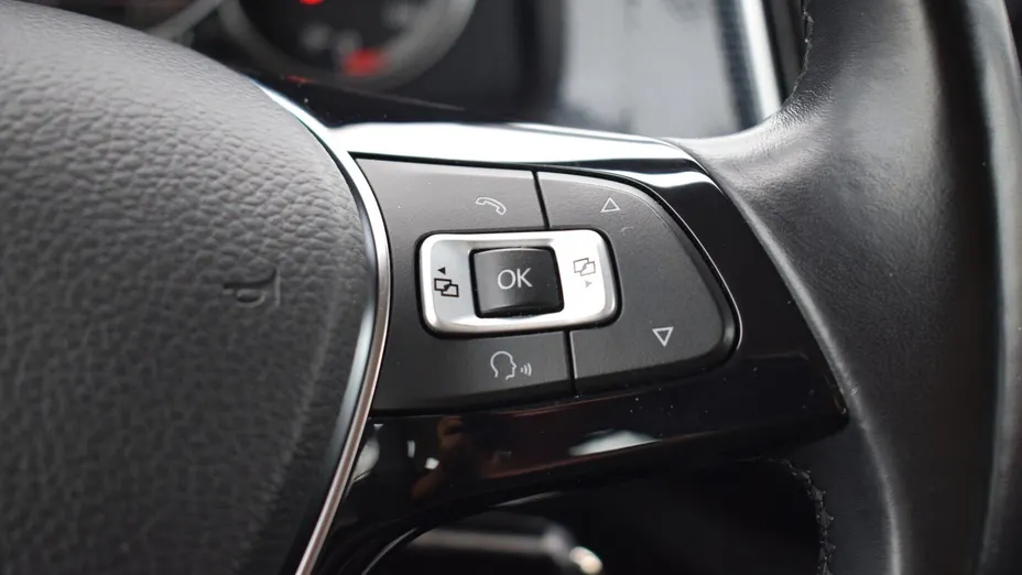VOLKSWAGEN up! up! 1.0 move up!
