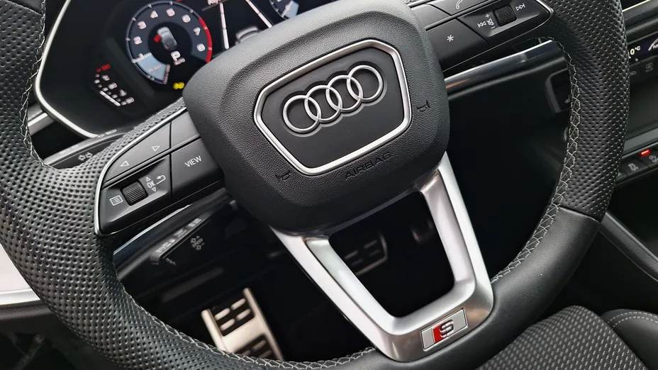 AUDI Q3 Sportback -