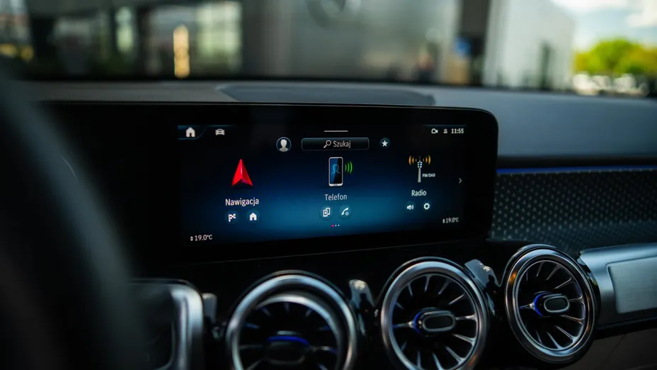 MERCEDES-BENZ GLB GLB 200 mHEV Progressive 7G-DCT