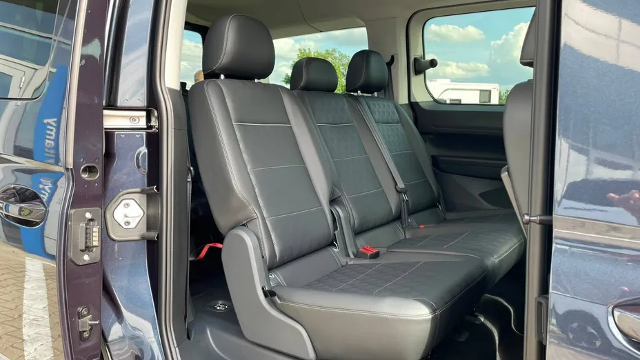 FORD Tourneo Connect Grand Tourneo Connect 1.5 PHEV Titanium aut Nowy